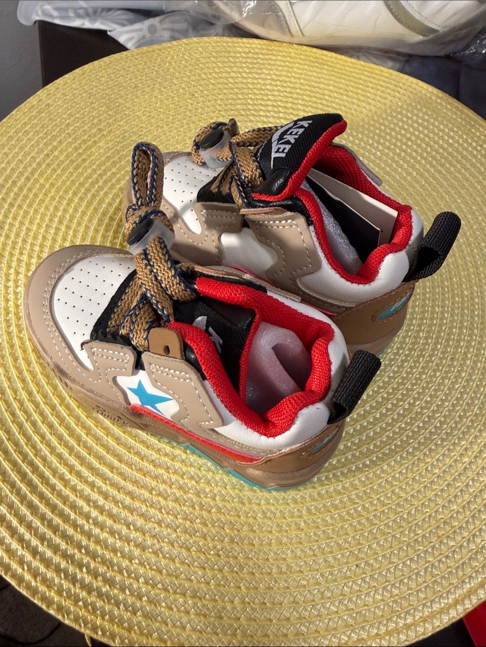 No Boundaries Tan, White & Red Kids Star Accent Boots